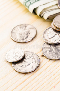 美国的货币(美国的货币发行权属于谁的) 美国的货币(美国的货币发行权属于谁的)